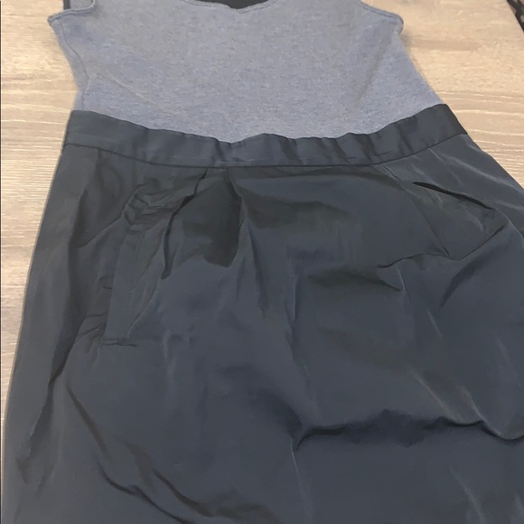Theory gray and black dress with pockets - Picture 7 of 10
